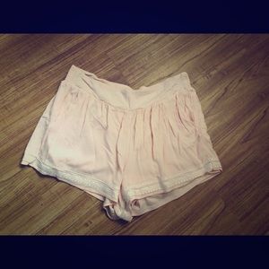 Torrid lite pink shorts with pockets